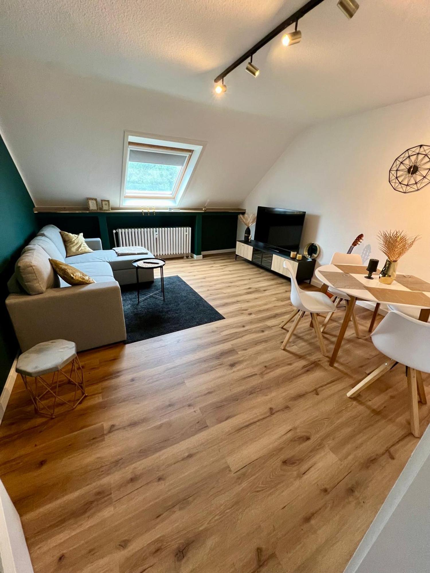 Stilvoll-modern-neu Apartment