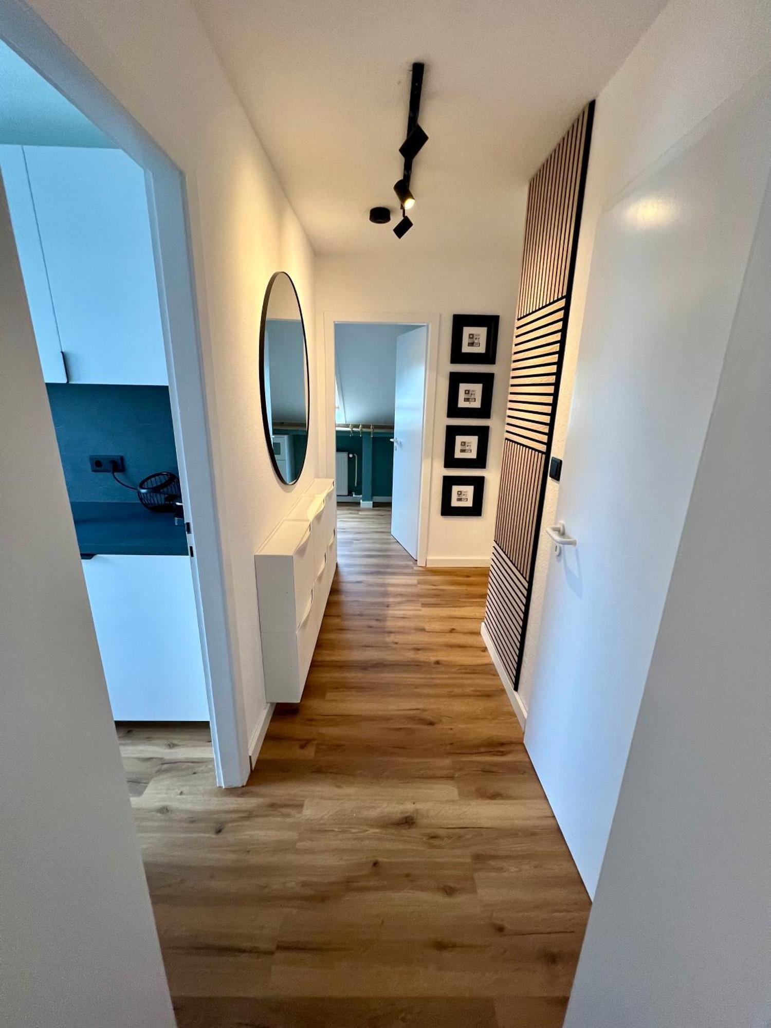 Stilvoll-modern-neu * Meerbusch