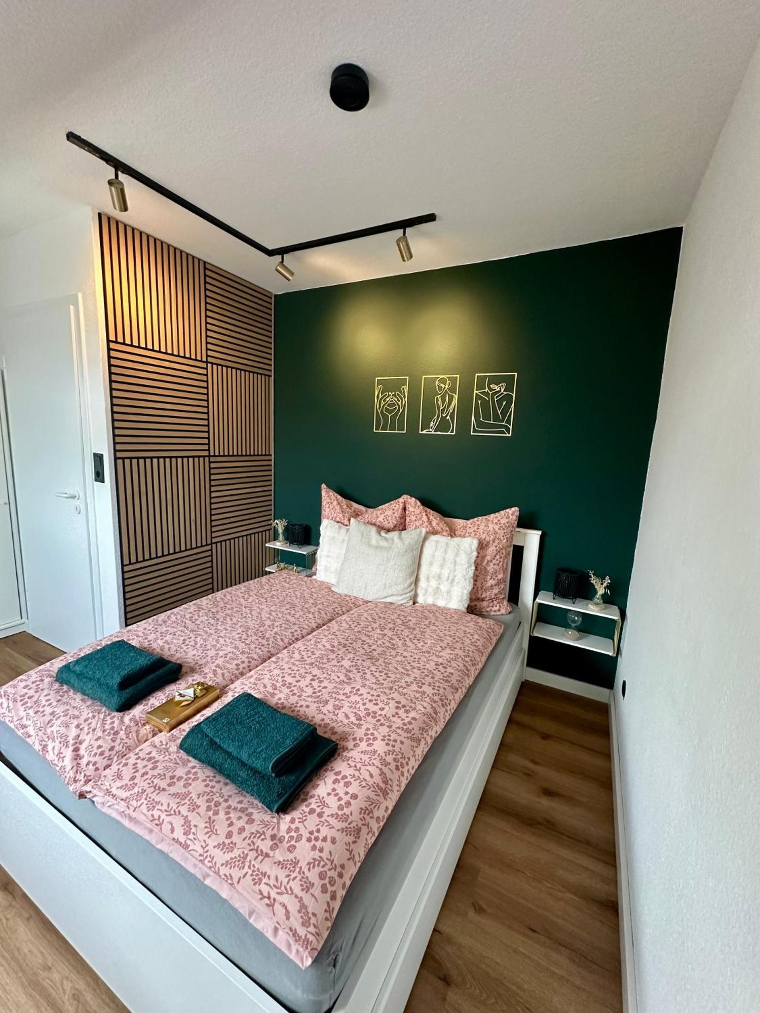 Stilvoll-modern-neu Apartment